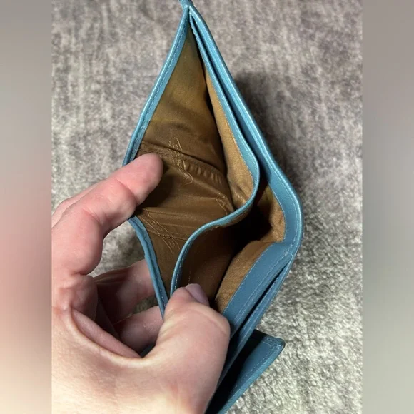 Coach Teal and Brown Leatherware Wallet - Picture 6 of 16